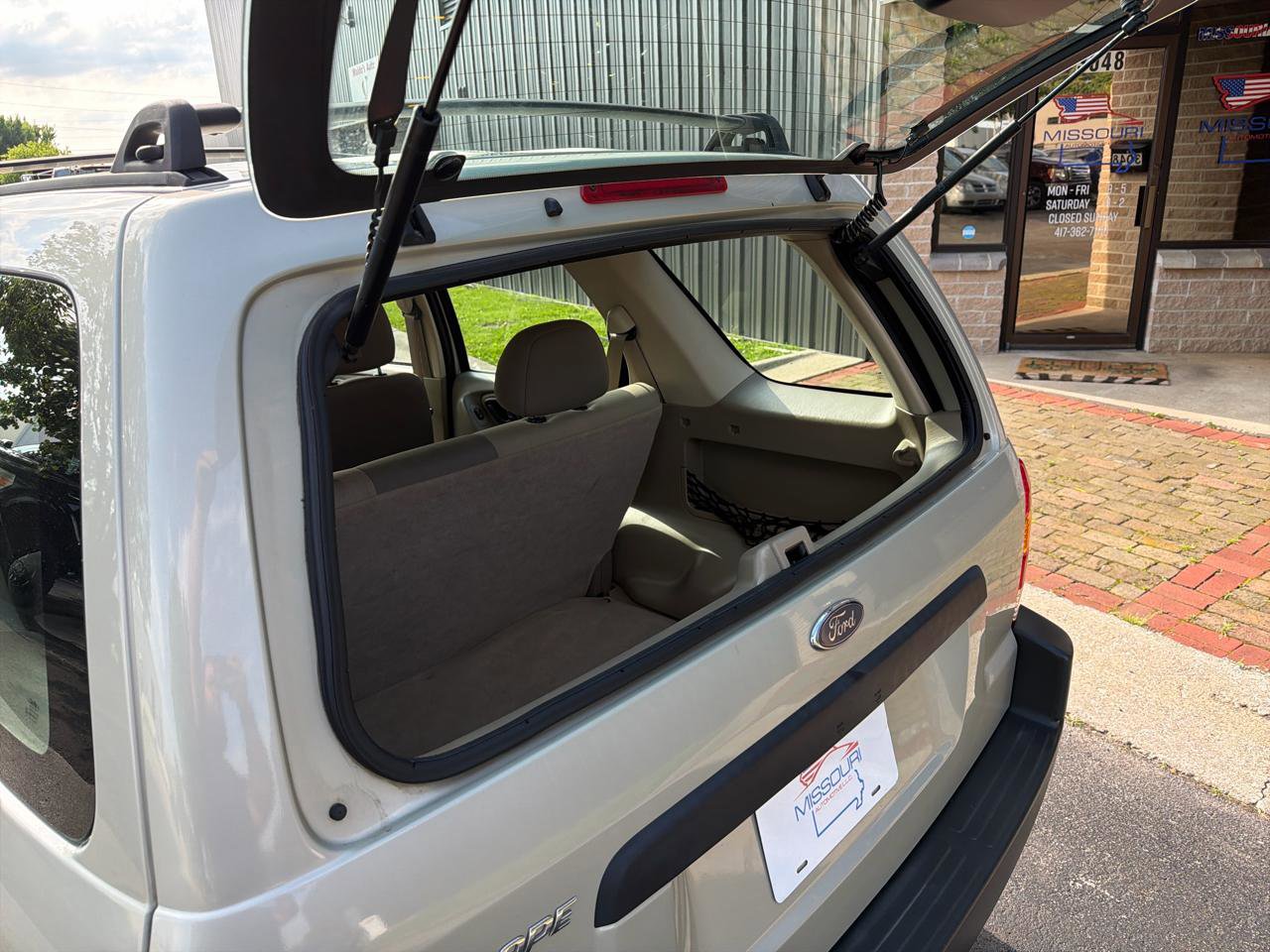 Used 2004 Ford Escape XLS FWD image 18