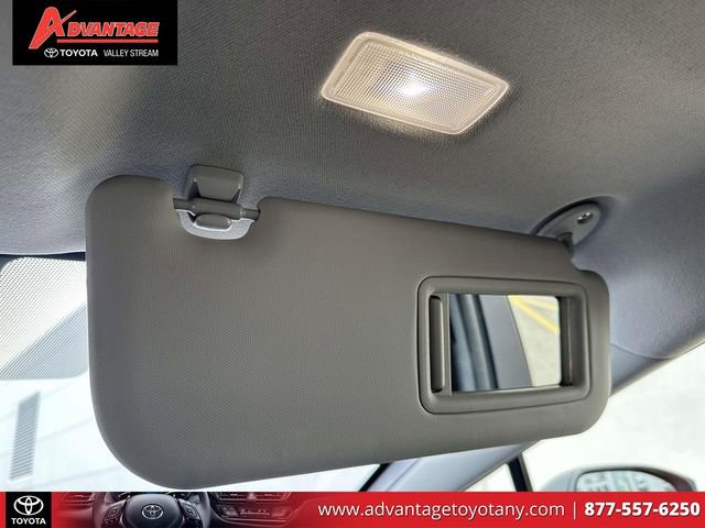 Used 2024 Toyota Prius Prime FWD image 38