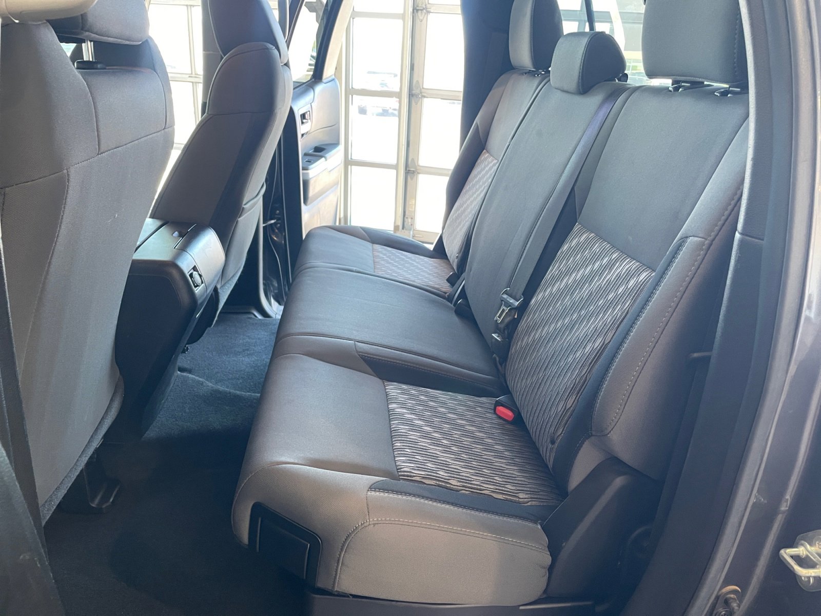 Used 2019 Toyota Tundra SR5 w/ SR5 Convenience Package image 17