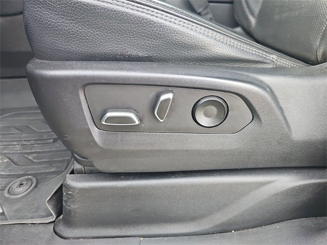 Used 2022 GMC Yukon Denali image 22