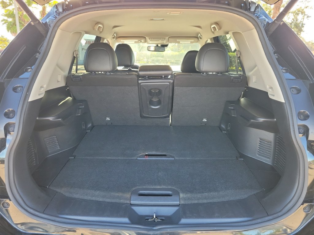 Used 2020 Nissan Rogue SL FWD image 8