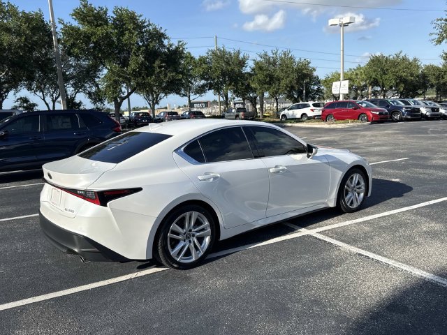 Used 2024 Lexus IS 300 w/ Comfort Package RWD image 4