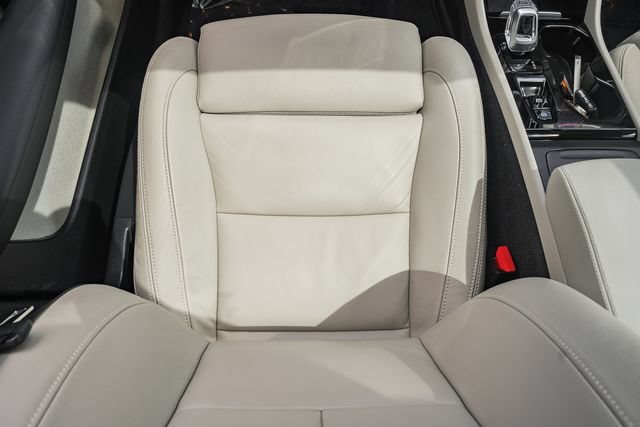 Certified 2023 Volvo XC40 B5 Ultimate w/ Protection Package Premier AWD/4WD image 34