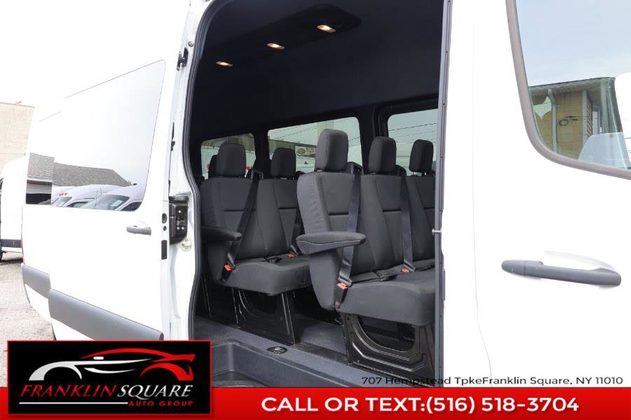 Used 2025 Mercedes-Benz Sprinter 2500 image 18