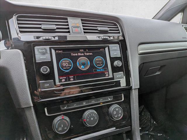 Used 2018 Volkswagen GTI SE image 13