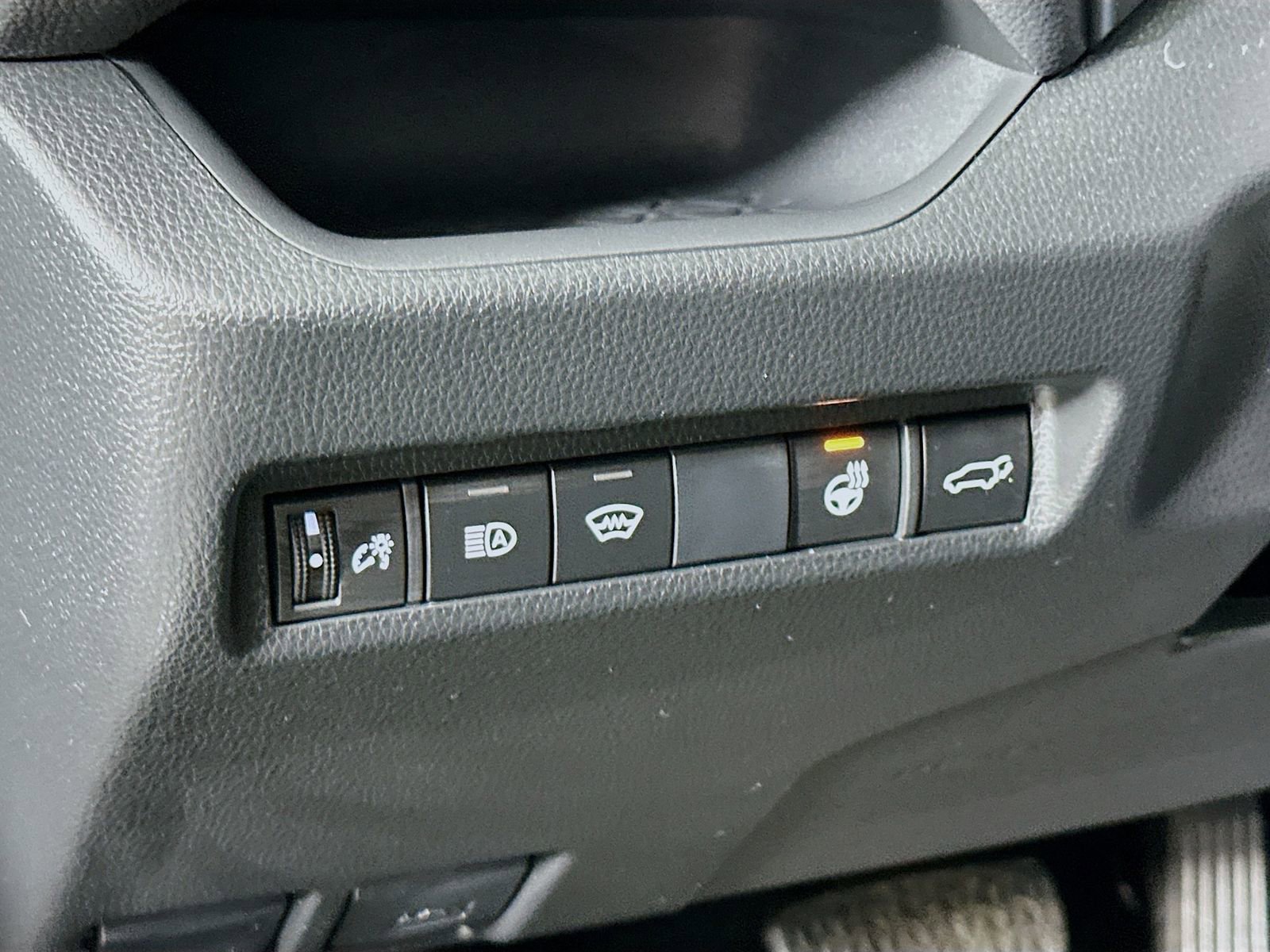 Certified 2025 Toyota RAV4 XLE w/ Convenience Package image 10