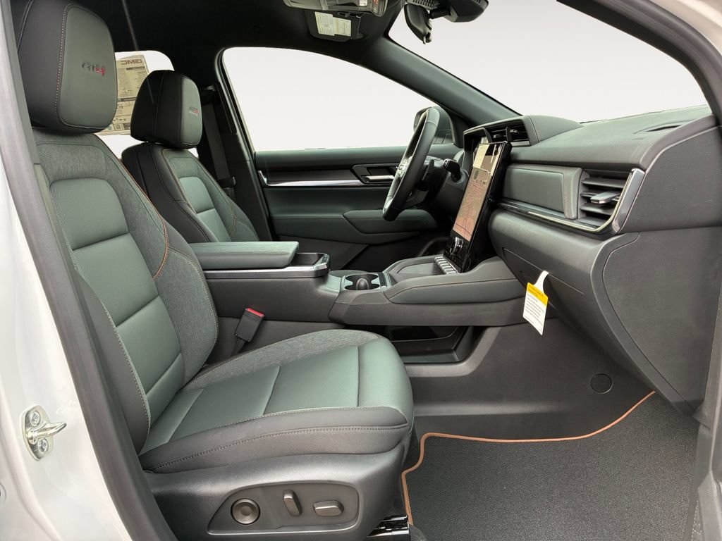 New 2027 GMC Terrain AT4 w/ Convenience Package III AWD/4WD image 15
