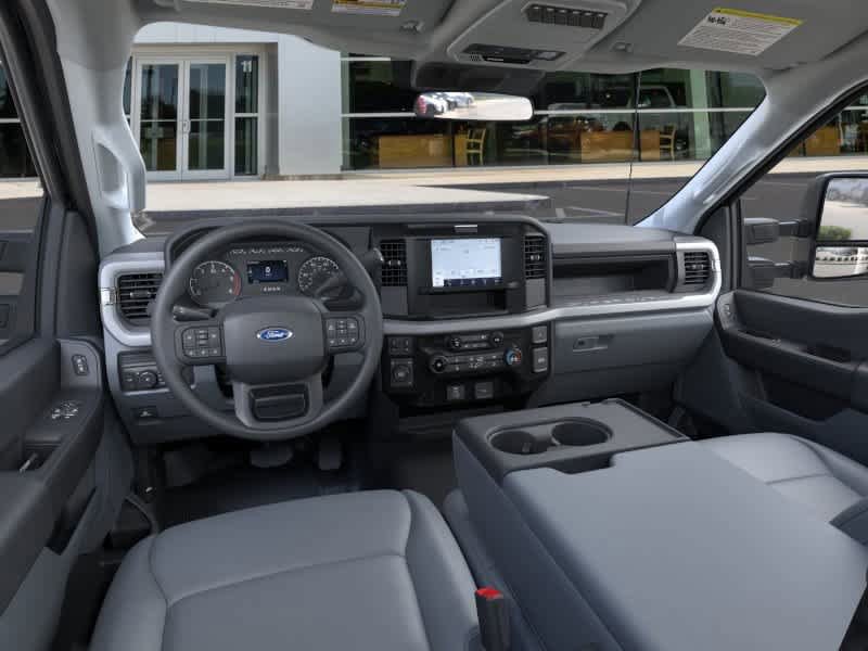 New 2026 Ford F550 4x4 Regular Cab Super Duty image 9