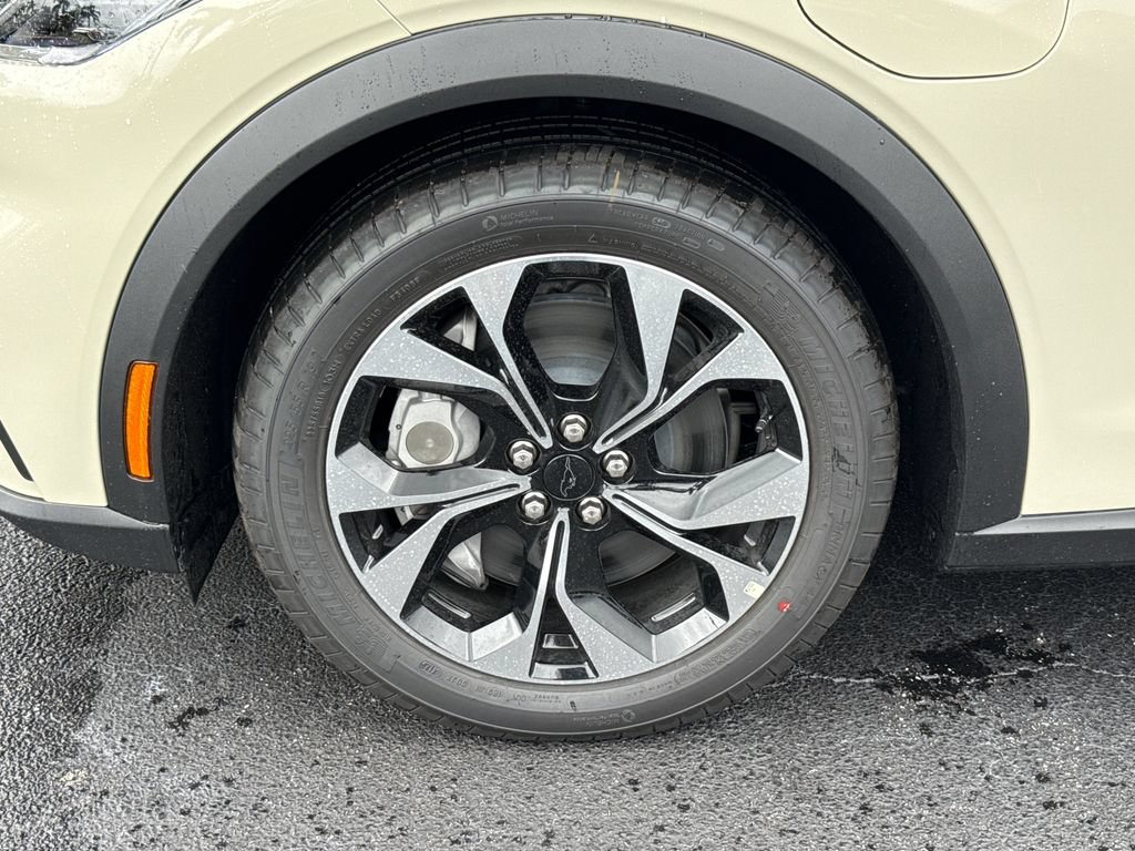 New 2026 Ford Mustang Mach-E Select RWD image 11