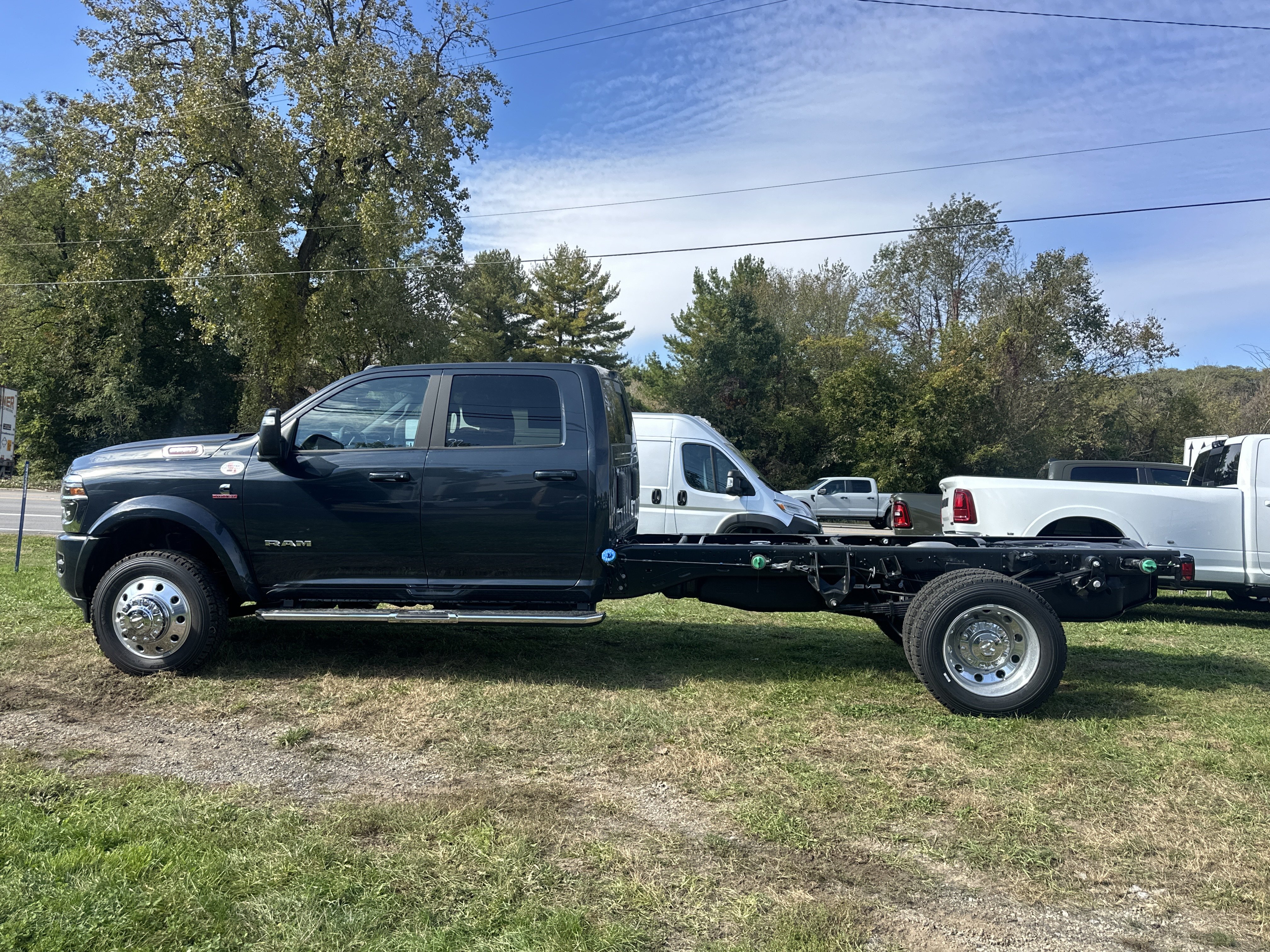 New 2027 RAM 5500 4x4 Crew Cab image 25