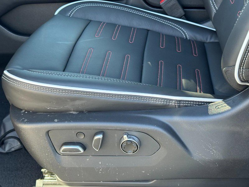 New 2026 GMC Yukon AT4 Ultimate image 50