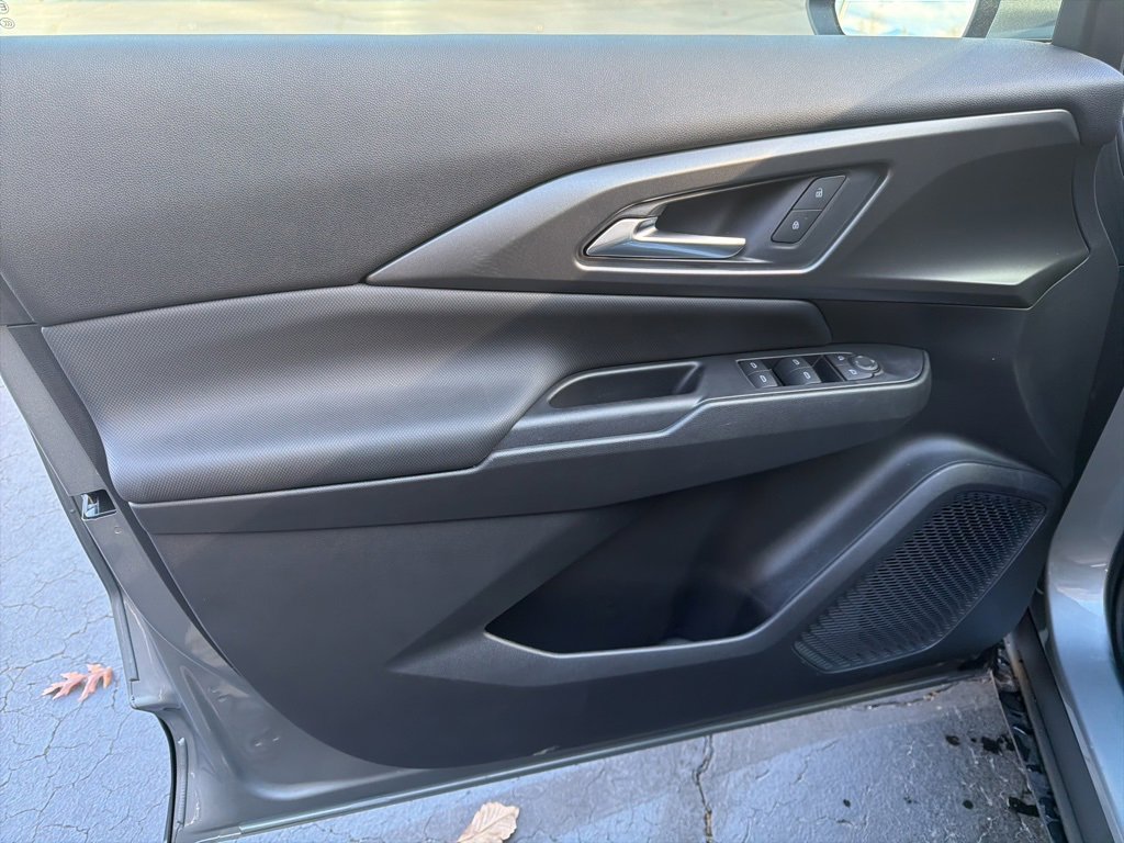 New 2026 Chevrolet Equinox EV LT w/ Comfort Package image 7