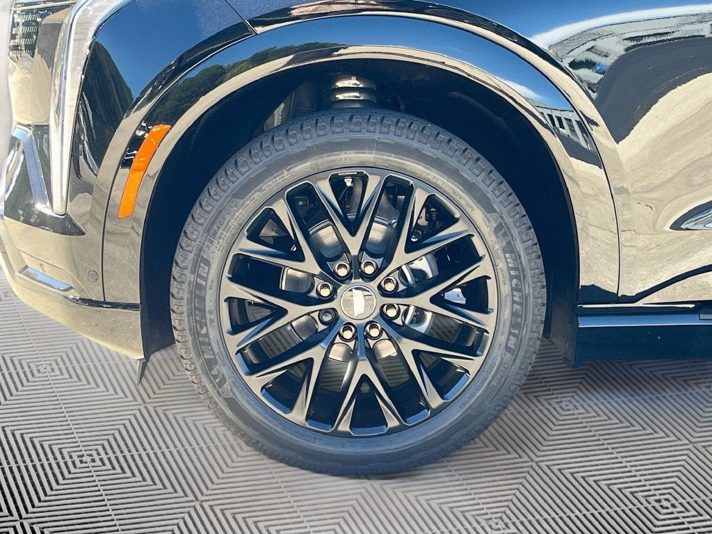 New 2026 Cadillac Escalade IQL Sport 1 w/ LPO, ONYX Package AWD/4WD image 10