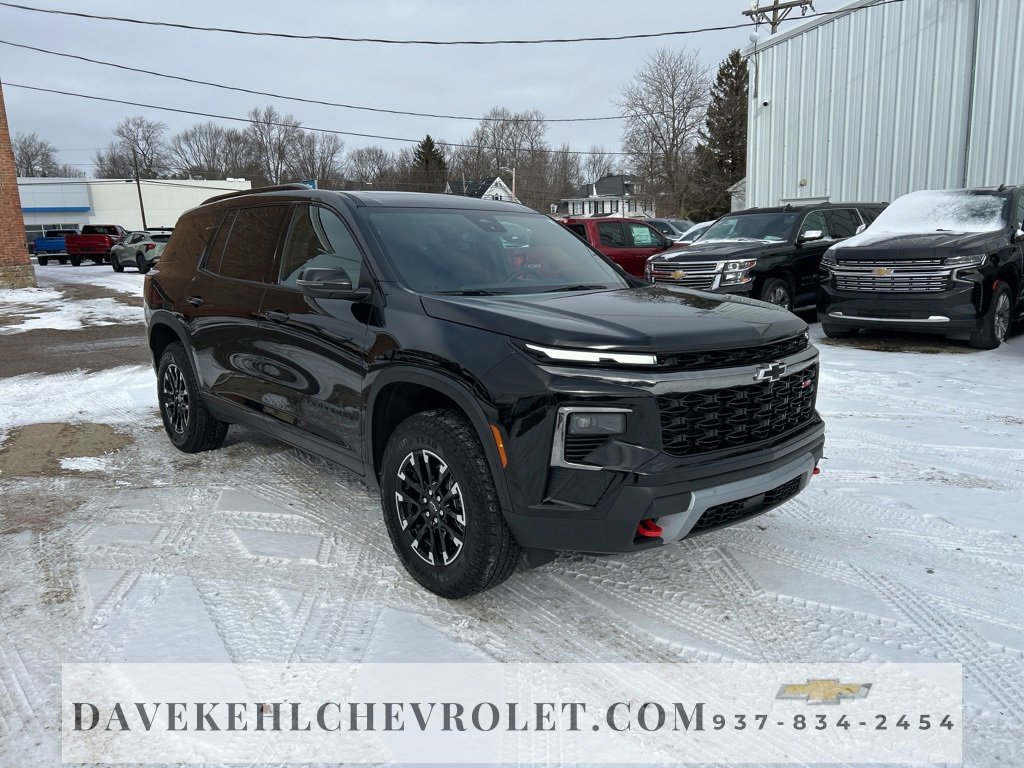 Used 2025 Chevrolet Traverse Z71 w/ Driver Confidence Package image 7