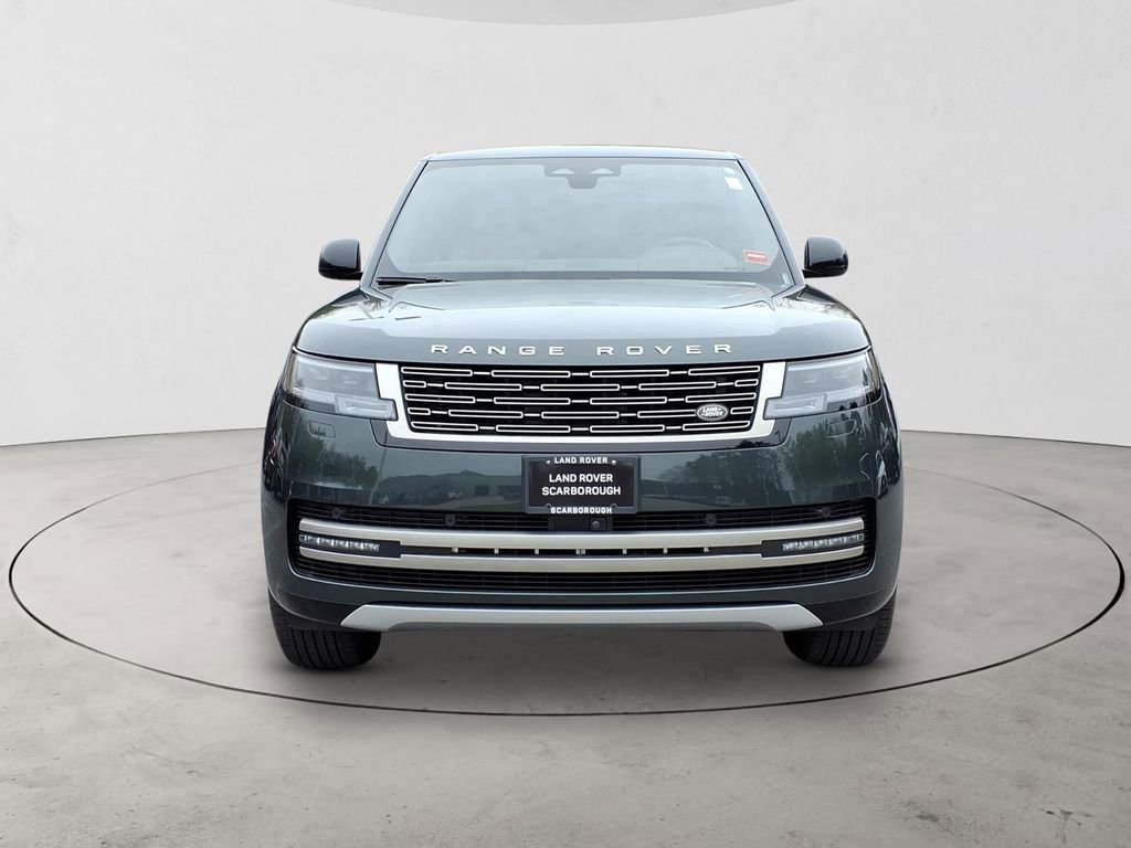 Used 2024 Land Rover Range Rover SE AWD/4WD image 2