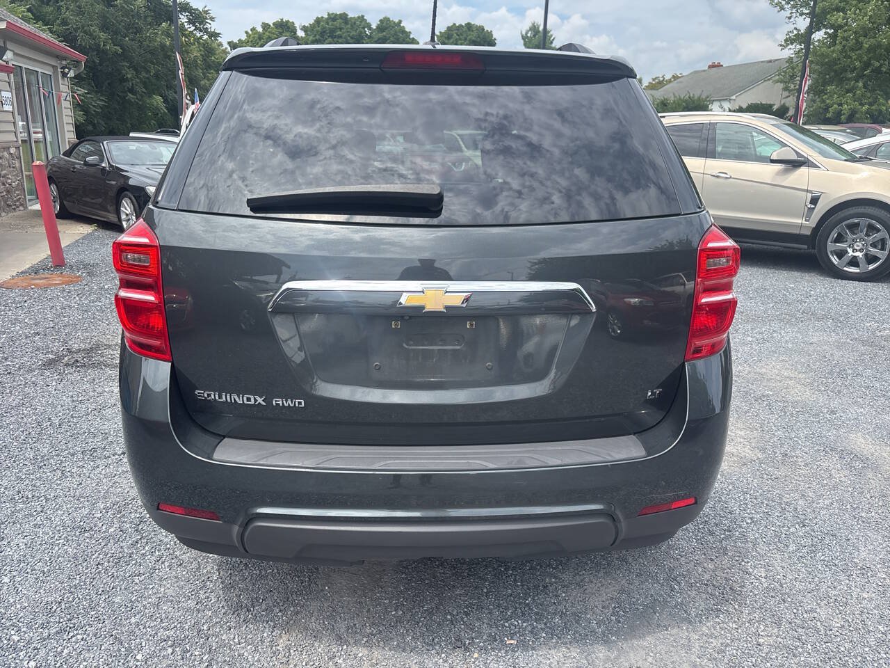 Used 2017 Chevrolet Equinox LT AWD/4WD image 7