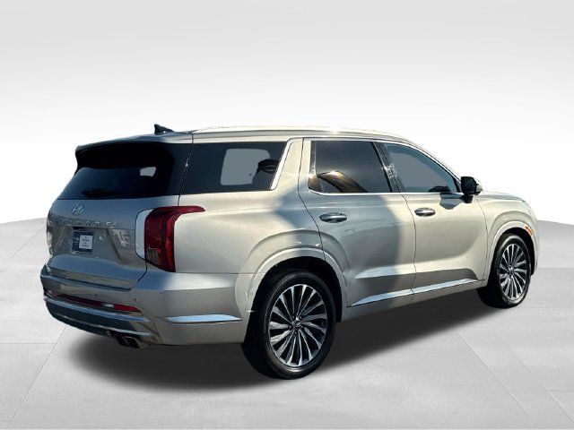 Used 2024 Hyundai Palisade Calligraphy AWD/4WD image 4