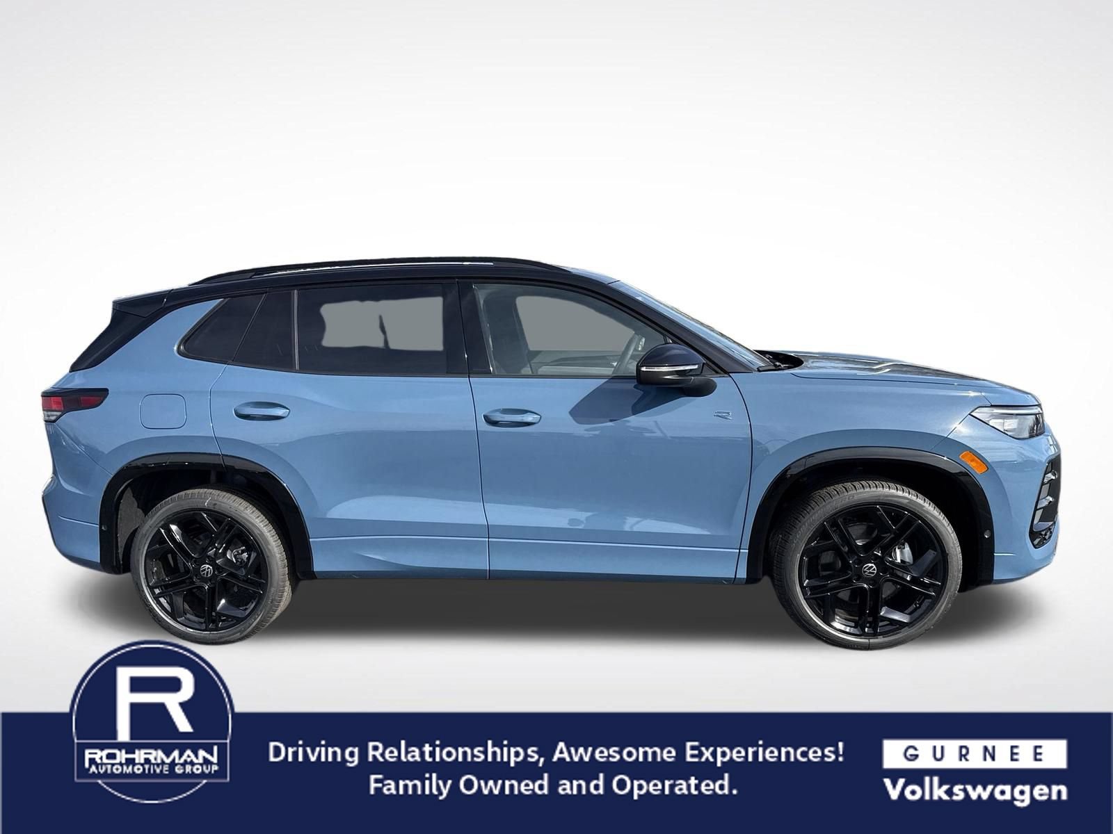 New 2026 Volkswagen Tiguan SE R-Line AWD/4WD image 11
