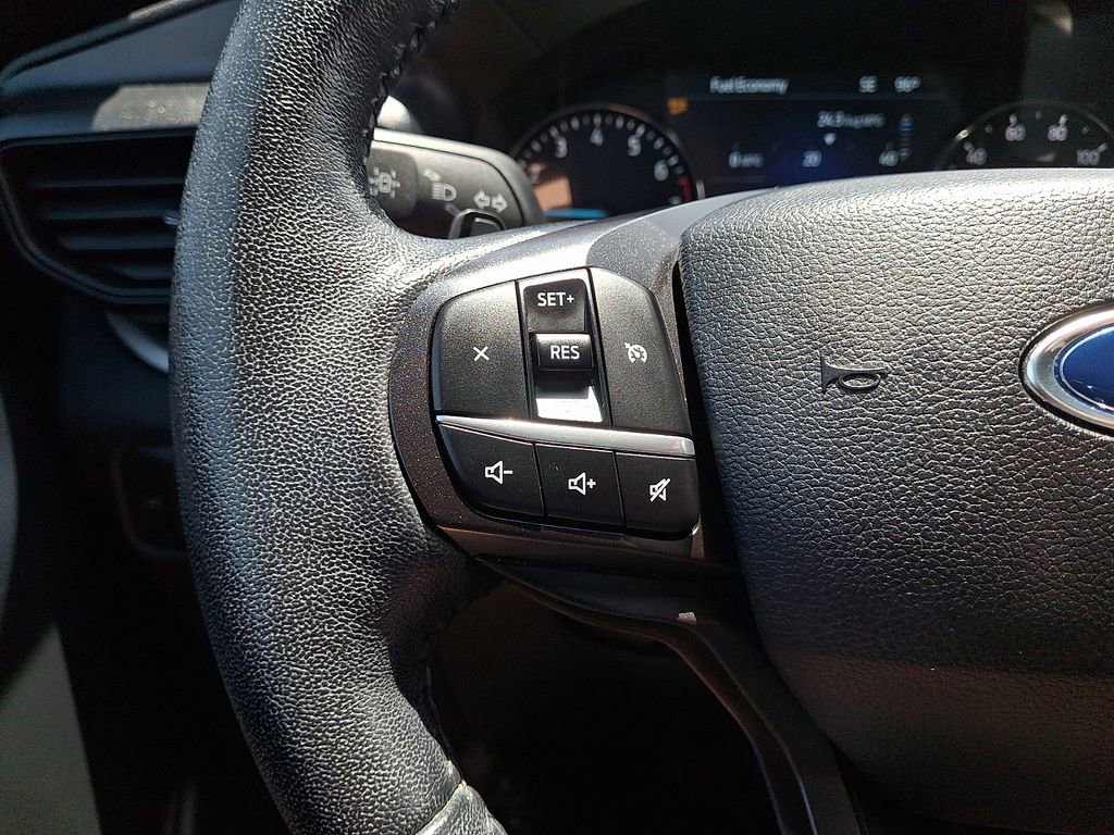 Used 2020 Ford Explorer XLT AWD/4WD image 22