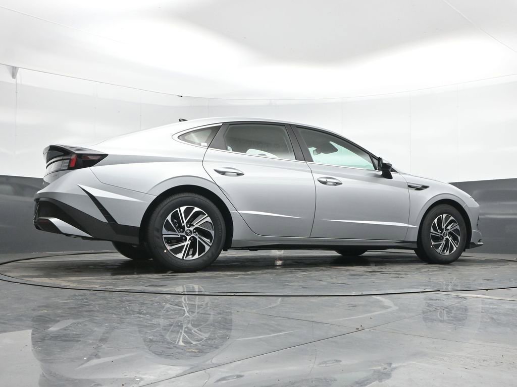 New 2026 Hyundai Sonata Blue FWD image 22