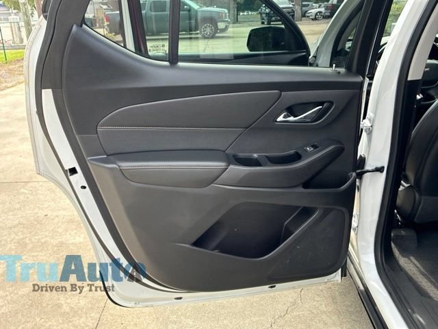 Used 2019 Chevrolet Traverse Premier w/ Redline Edition AWD/4WD image 39