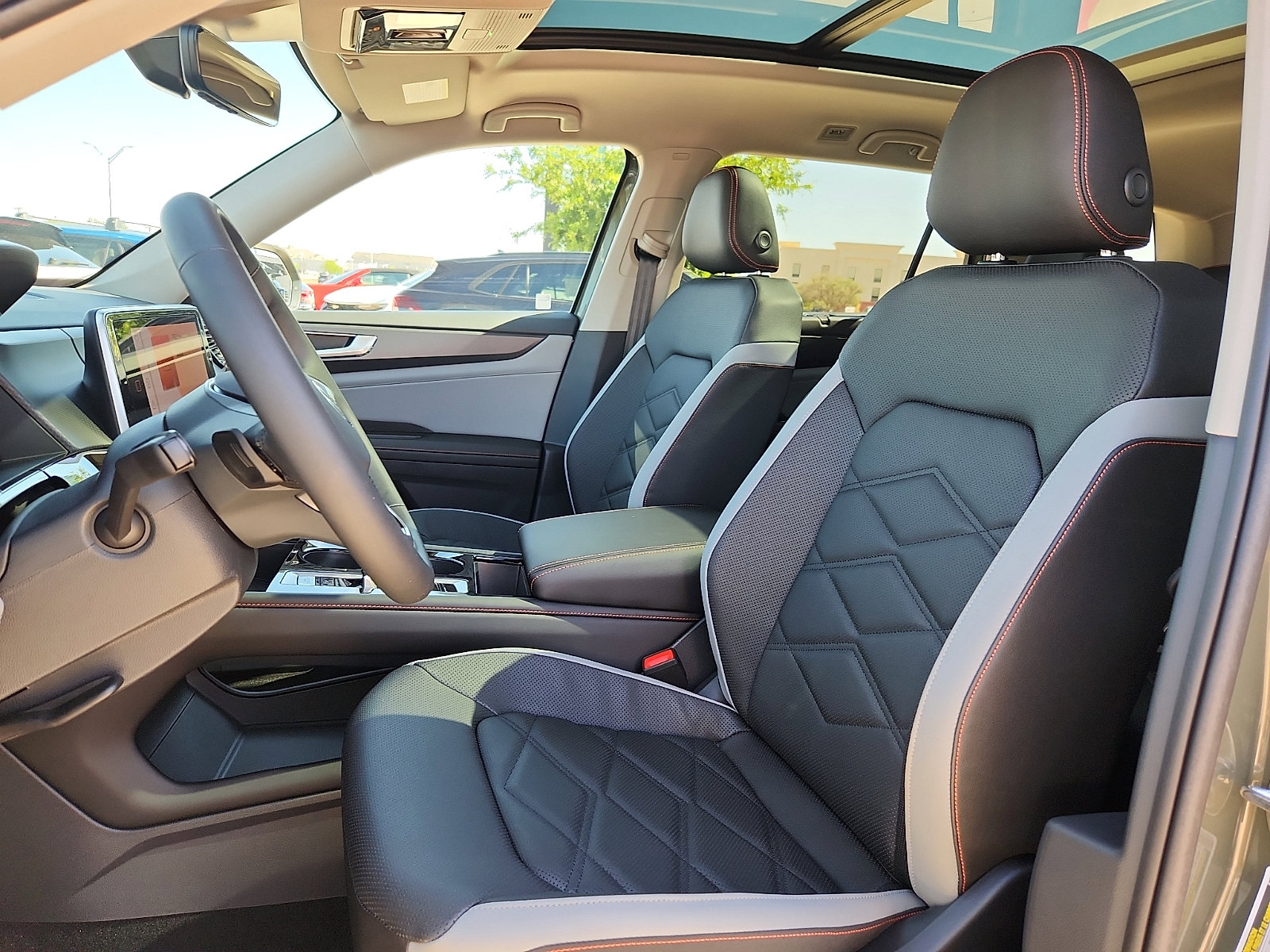 New 2026 Volkswagen Atlas Peak Edition AWD/4WD image 13