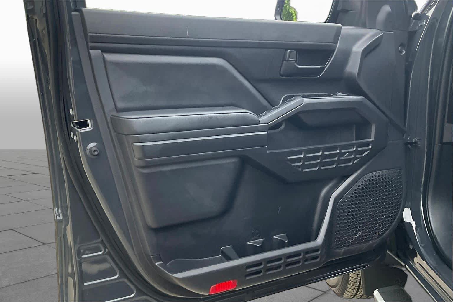 Used 2024 Toyota Tacoma SR RWD image 21