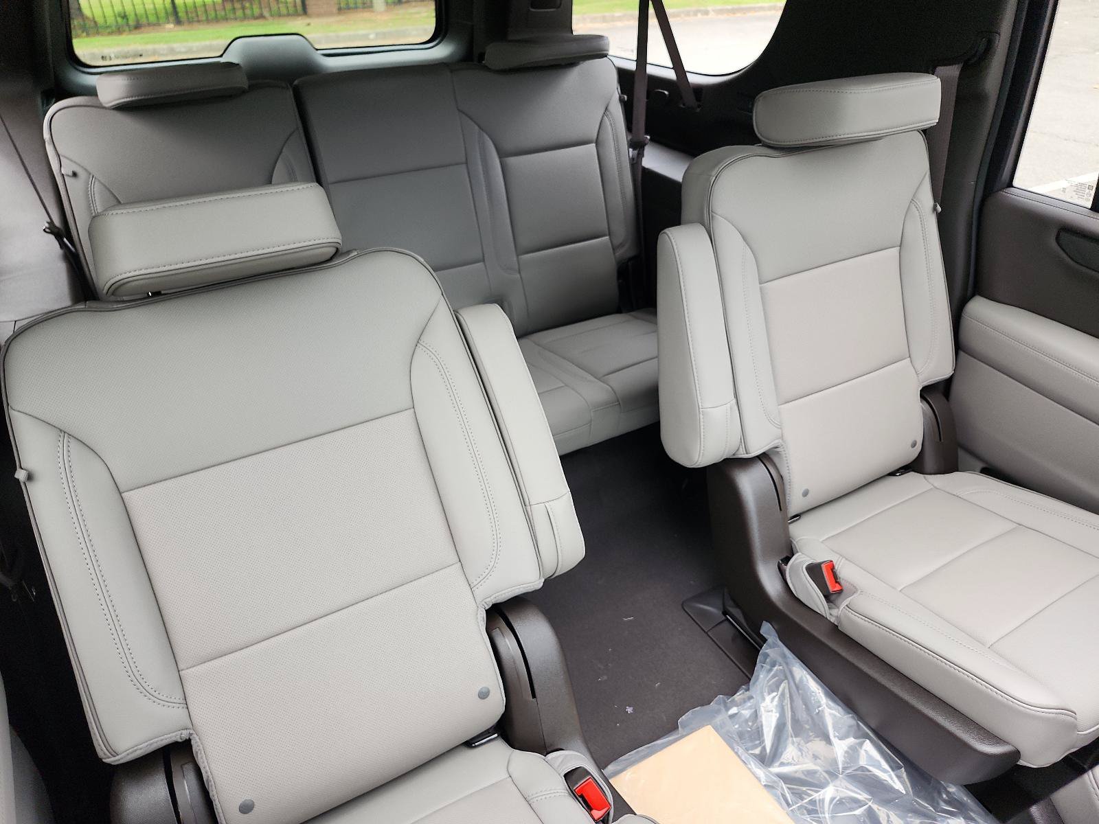 New 2026 GMC Yukon XL Elevation w/ Elevation Premium Package RWD image 14