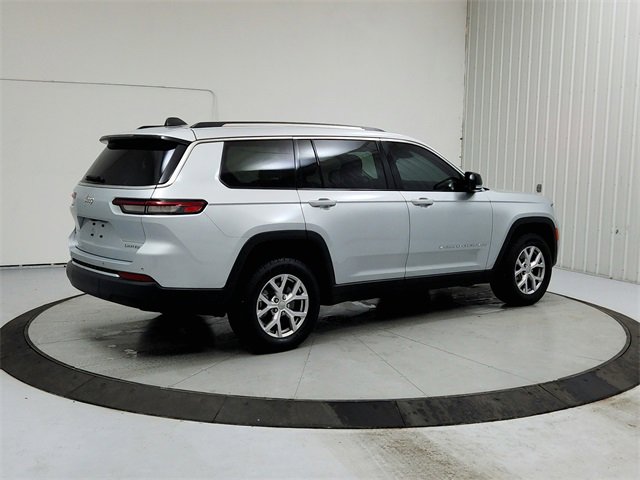 Used 2022 Jeep Grand Cherokee L Limited image 7