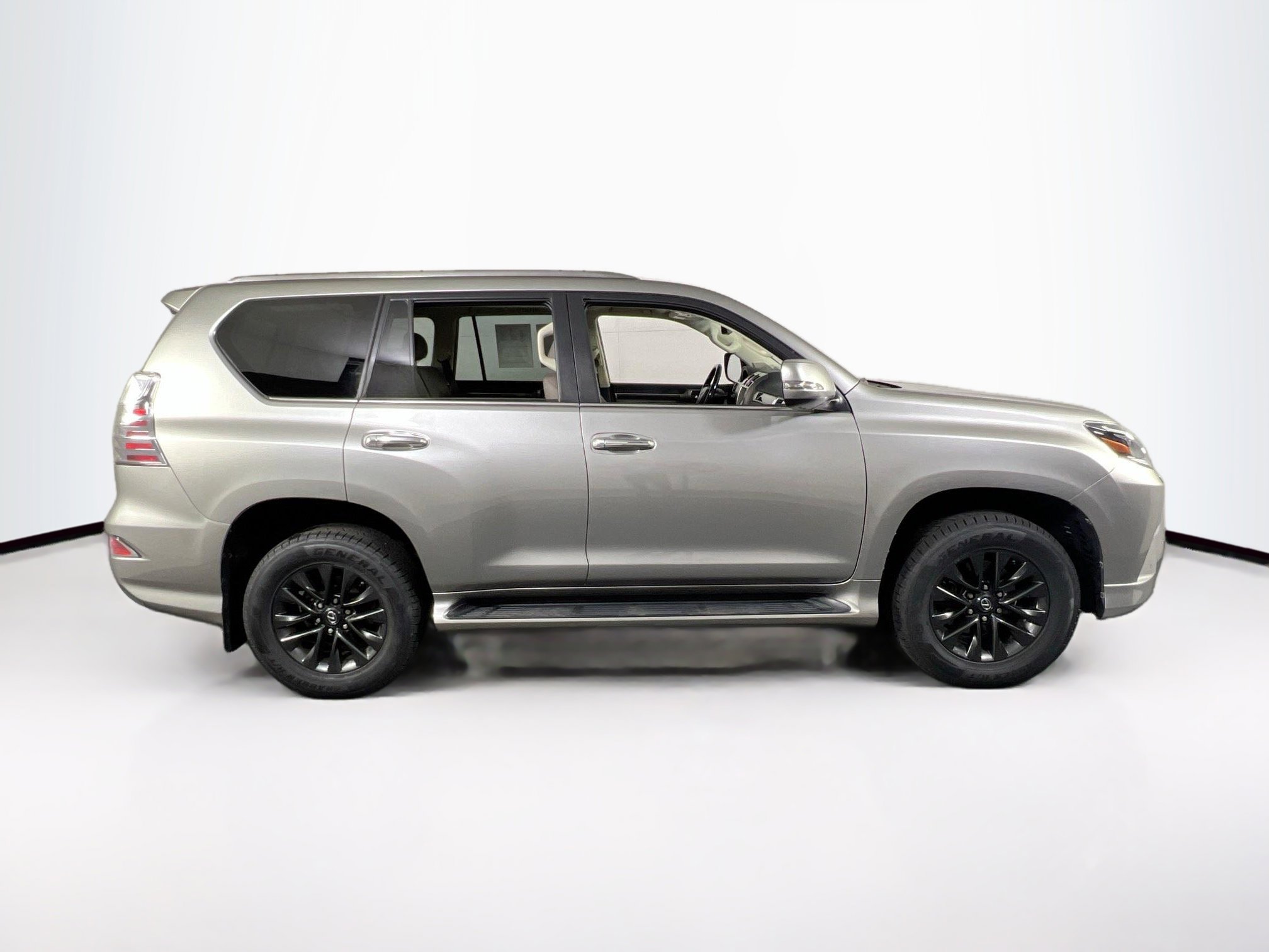 Used 2020 Lexus GX 460 Premium image 4