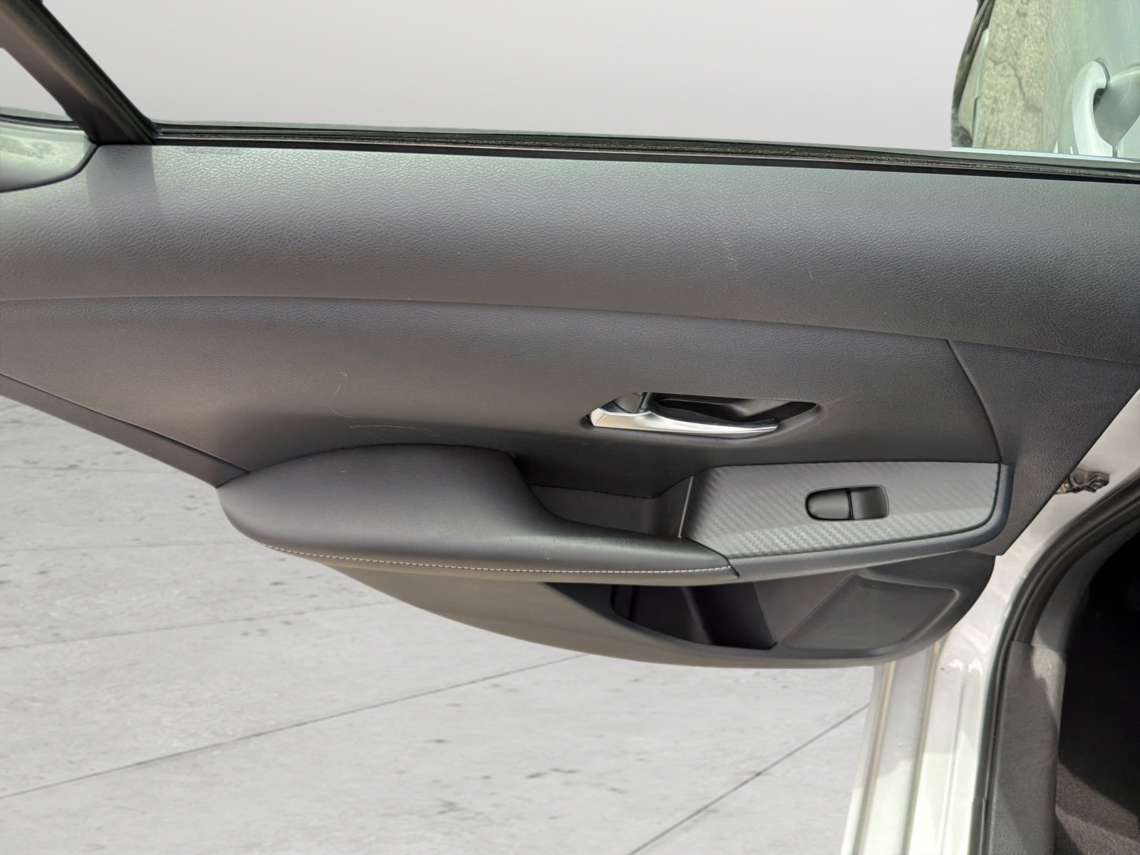 Certified 2021 Nissan Sentra SV FWD image 33