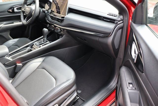 New 2026 Jeep Compass Limited image 44