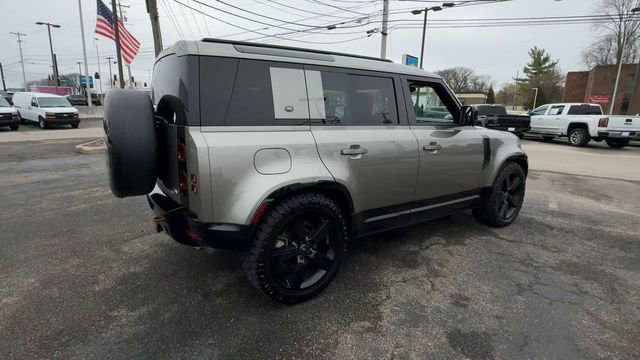 Used 2023 Land Rover Defender 110 X-Dynamic SE AWD/4WD image 8