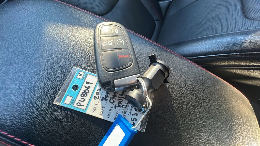 Used 2021 Jeep Cherokee Trailhawk w/ Premium Leather Package image 30