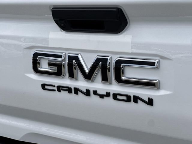 New 2026 GMC Canyon Elevation w/ LPO, Black Badging Package RWD image 26