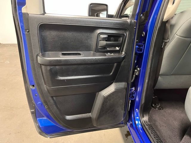 Used 2015 RAM 1500 Express RWD image 19