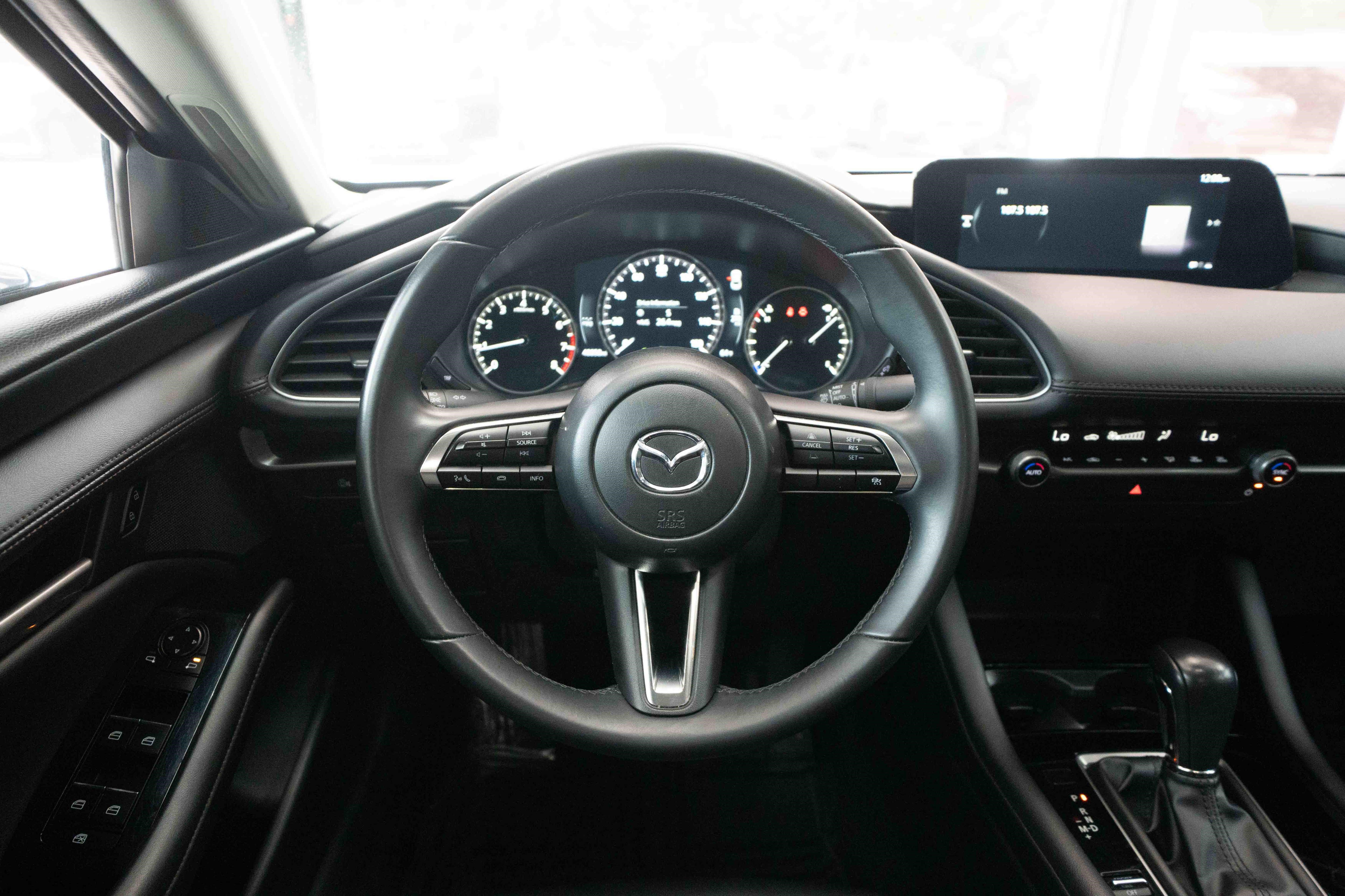 Used 2025 MAZDA MAZDA3 s FWD image 21