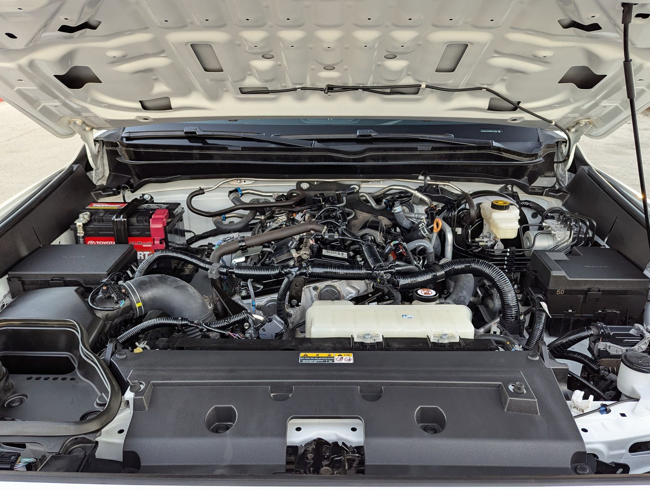 Used 2024 Toyota Tacoma 4x4 Double Cab image 32