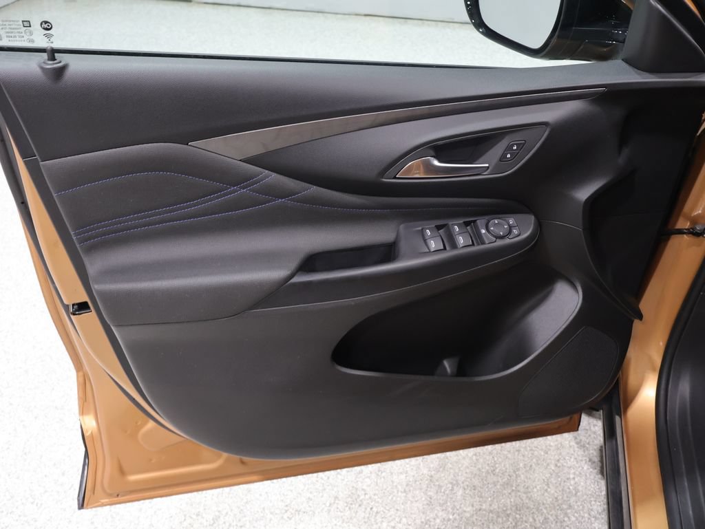 Used 2024 Buick Envista Sport Touring w/ Convenience I Package FWD image 14