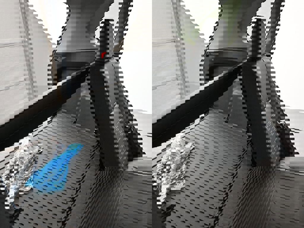 New 2025 Toyota RAV4 XLE Premium w/ Weather Package image 14