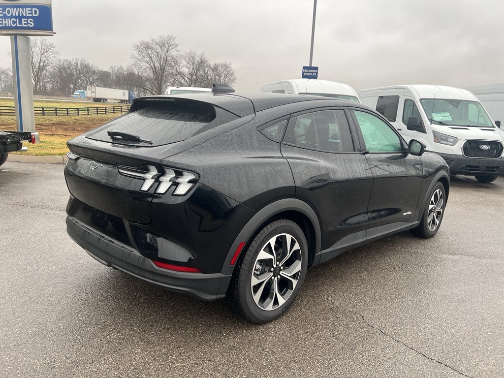 Certified 2025 Ford Mustang Mach-E Select w/ Comfort Package Lite image 5