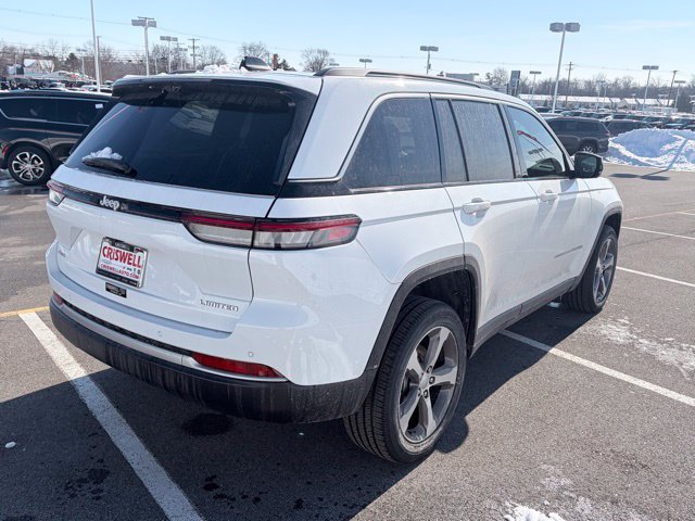 New 2026 Jeep Grand Cherokee Limited w/ Luxury Tech Group II AWD/4WD image 8