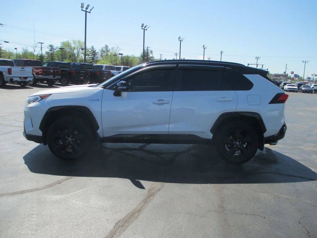 Used 2019 Toyota RAV4 XSE w/ XSE Weather Package image 11