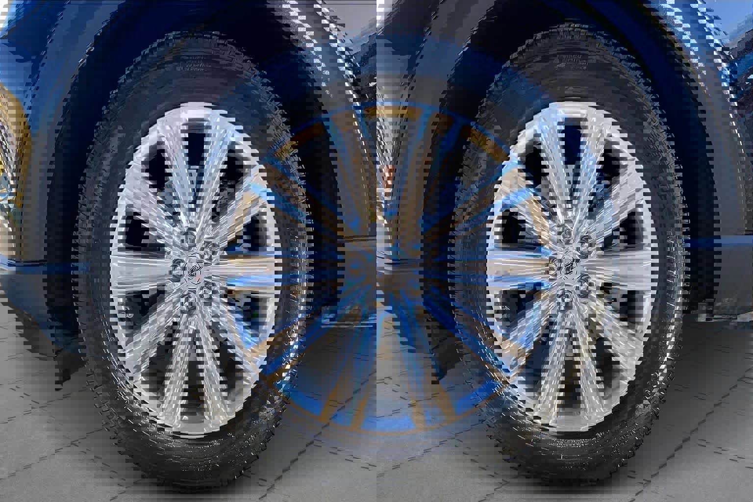 Used 2023 Ford Explorer Limited w/ Limited Technology Package image 10