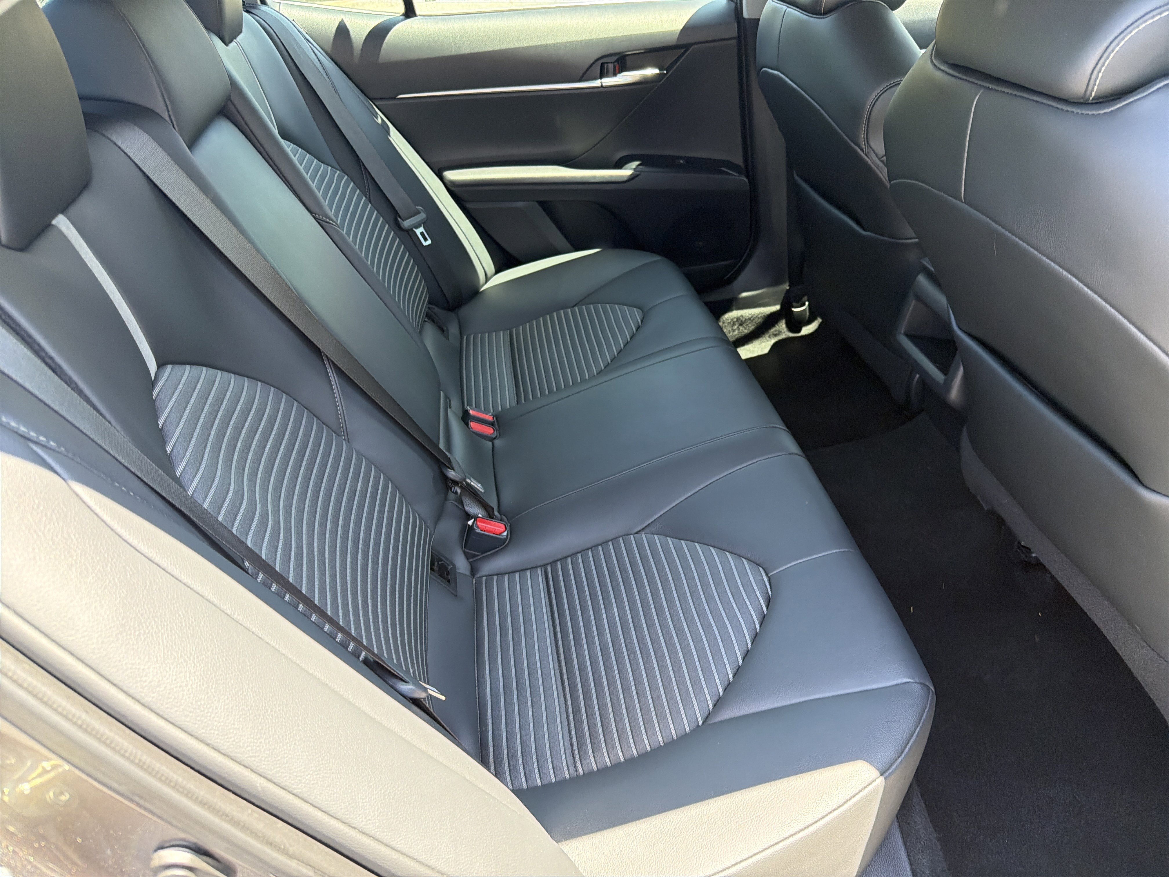 Certified 2020 Toyota Camry SE w/ Convenience Package FWD image 26
