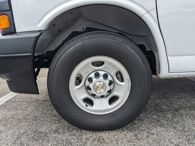 New 2025 Chevrolet Express 2500 w/ Driver Convenience Package image 12