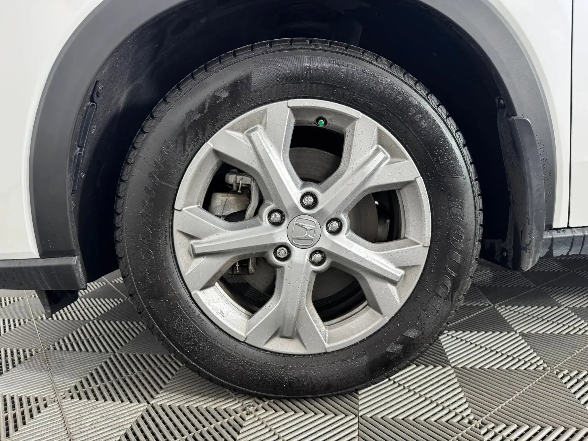 Used 2023 Honda HR-V LX image 40