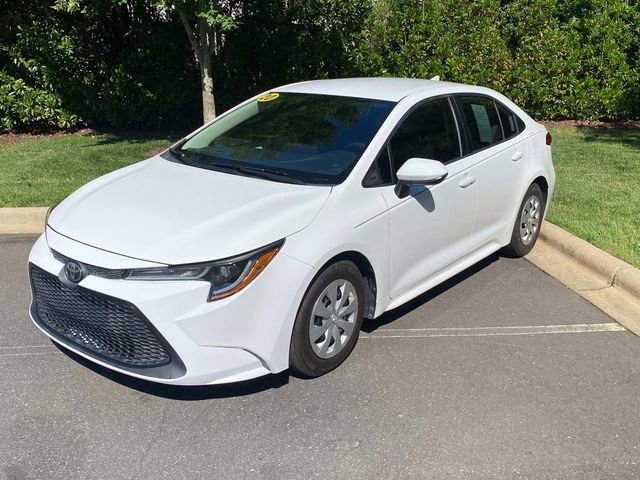 Used 2020 Toyota Corolla L FWD image 3