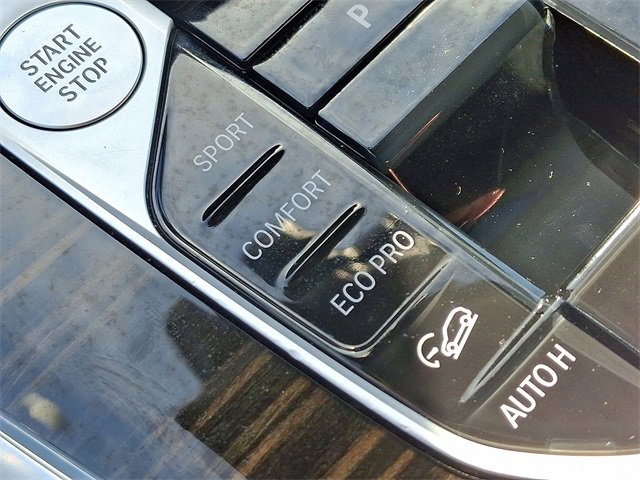 Used 2024 BMW X7 xDrive40i w/ Premium Package image 25