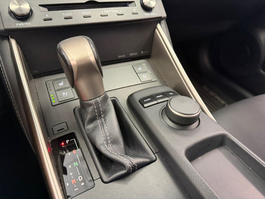Used 2015 Lexus IS 250 w/ Premium Package RWD image 54